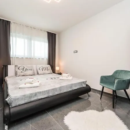 Stunning In With Wifi Holiday home Srima