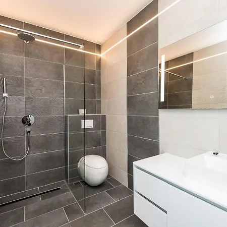 Stunning In With Wifi Holiday home *